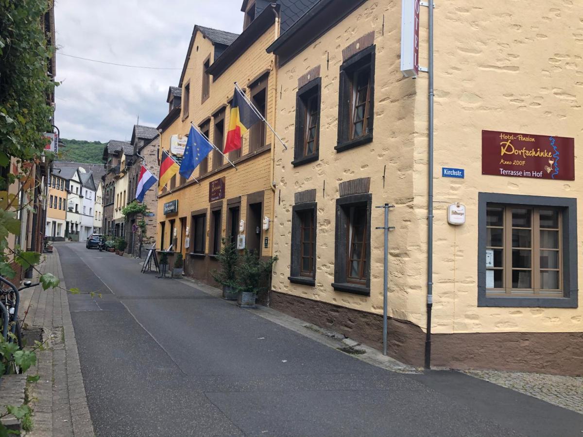 Hotel Zur Dorfschaenke Klotten Exterior photo